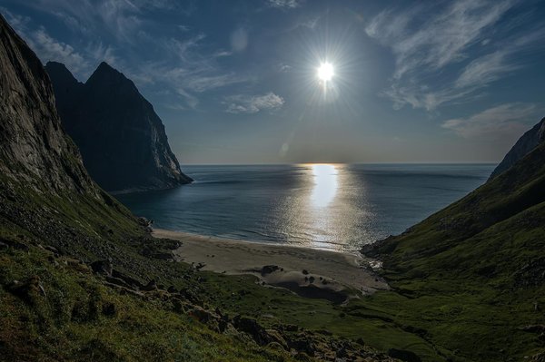 Is the Growth of UK Tourism Creating Better Opportunities for Local Businesses?